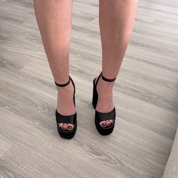 ASOS platform heels - Picture 3 of 7
